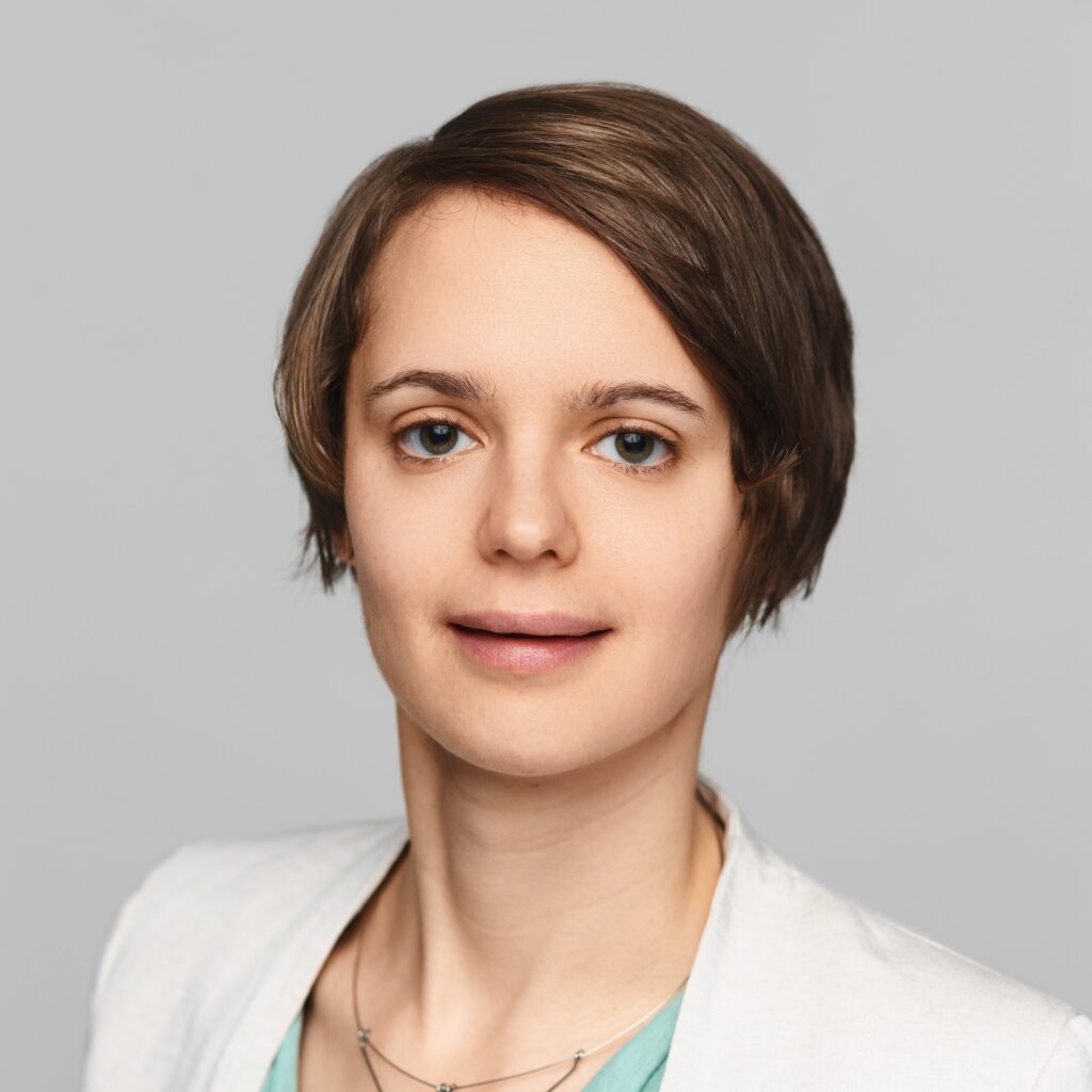 Portrait Photo Miriam Aistleitner