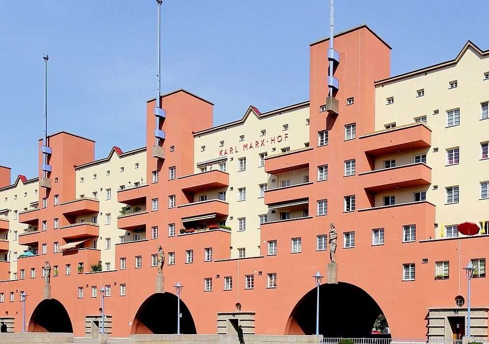Karl Max Hof in Vienna