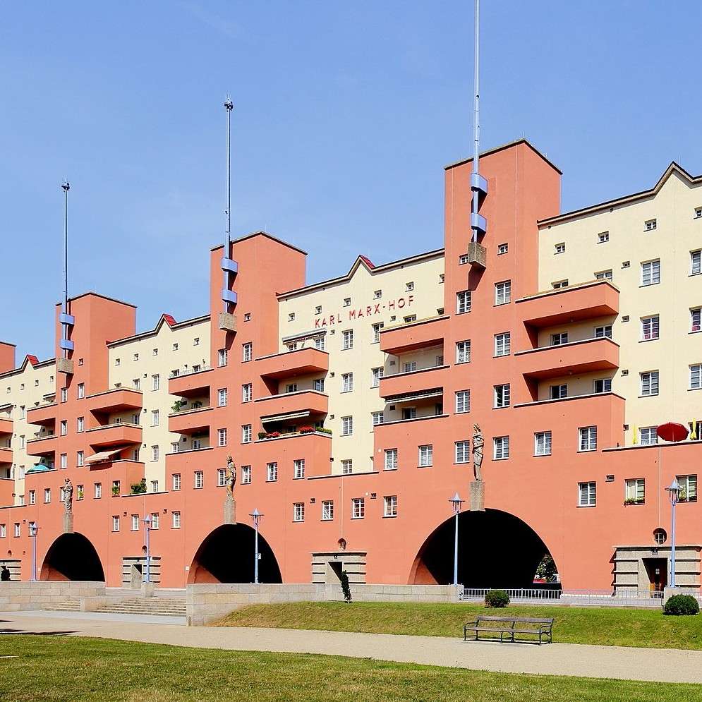 Karl Max Hof in Vienna